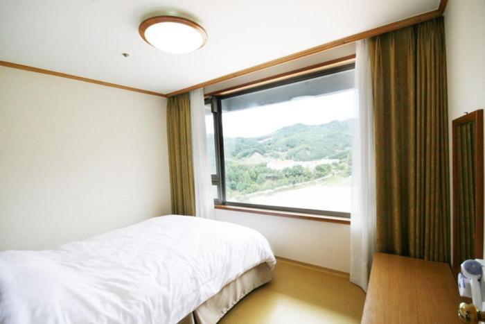 Wellihilli Park Resort Hoengseong Eksteriør billede
