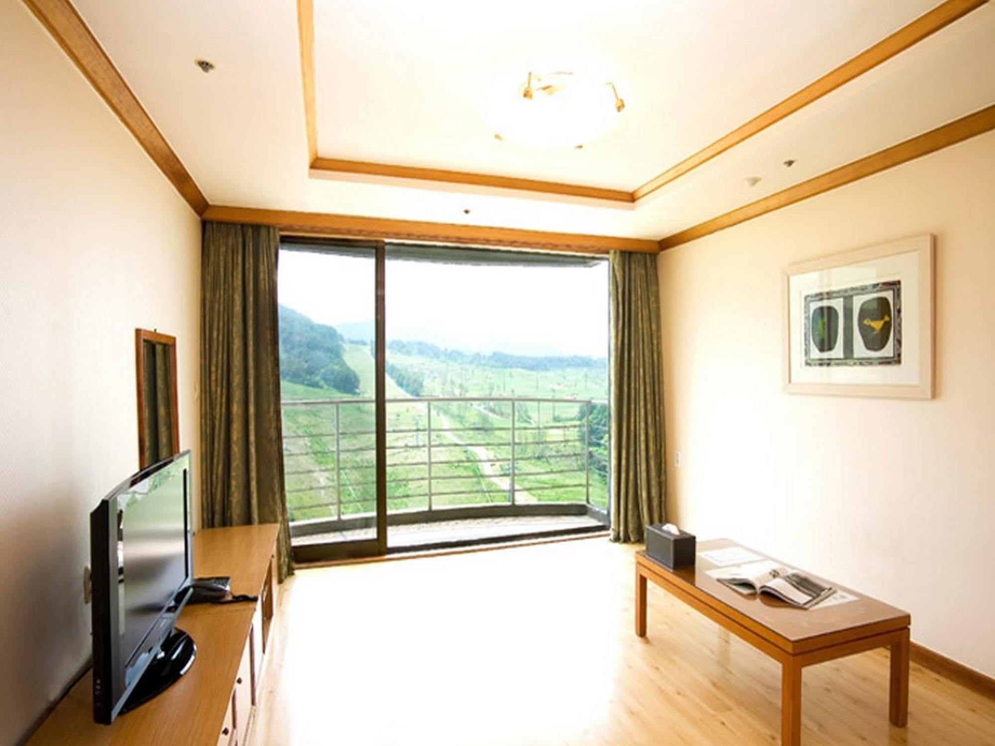 Wellihilli Park Resort Hoengseong Eksteriør billede